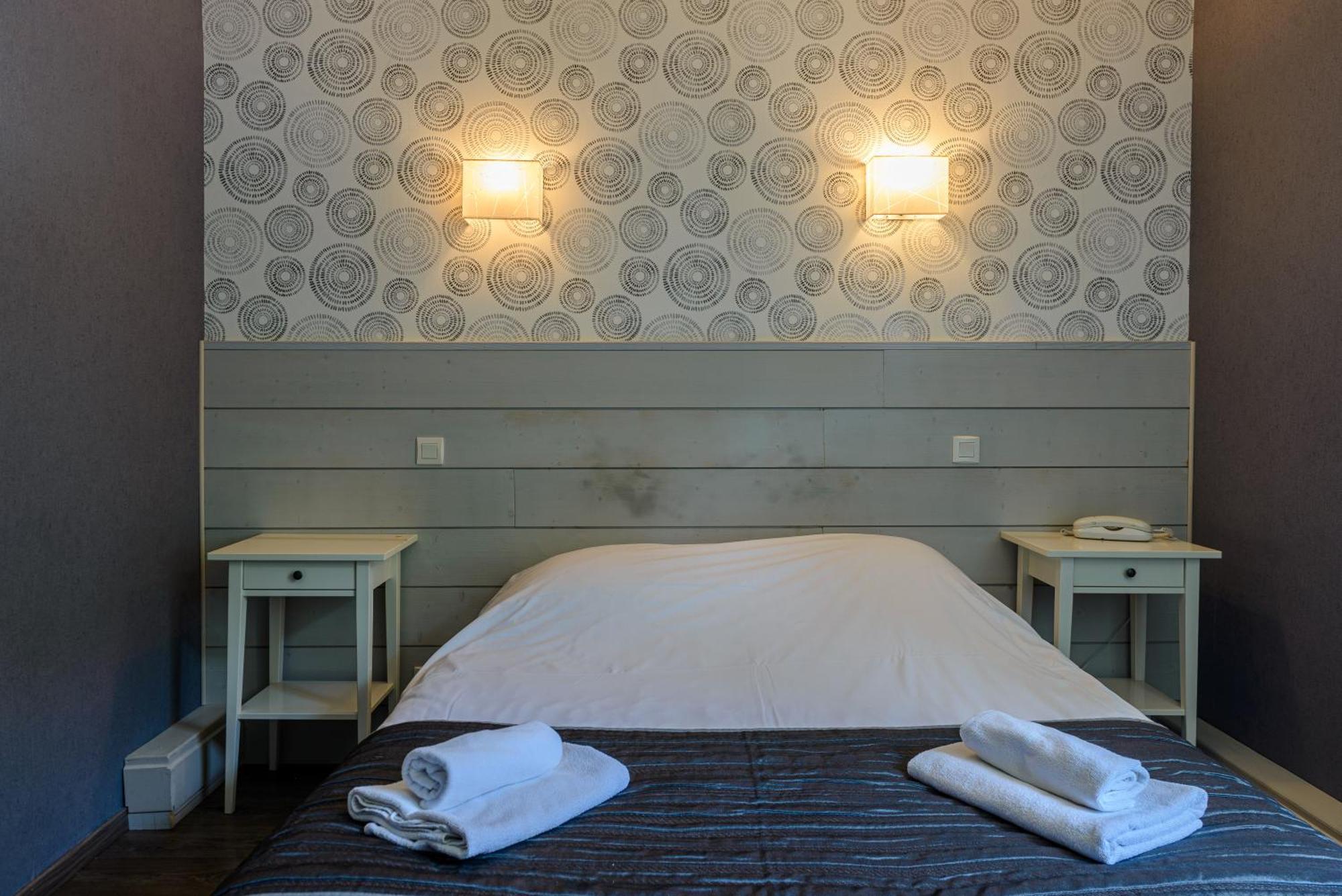 Le Vieux Moulin Hotel Hédé Kültér fotó